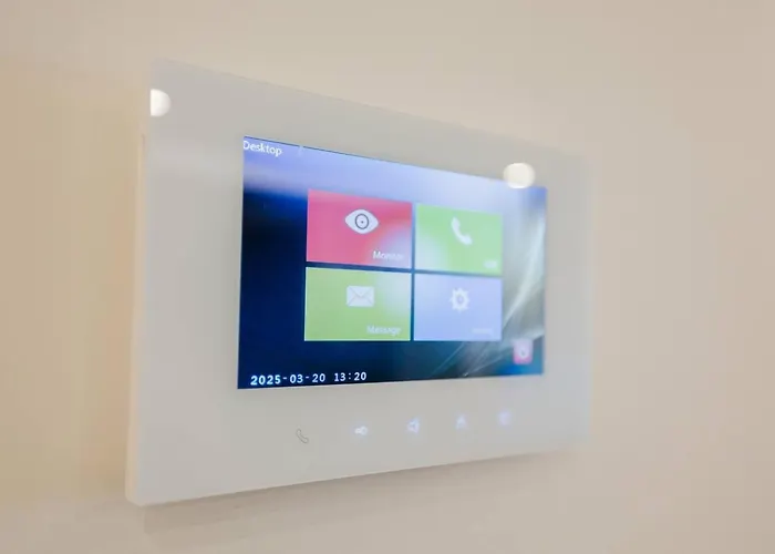 Clover Leaf B 05 By Homely Malta! Lägenhet