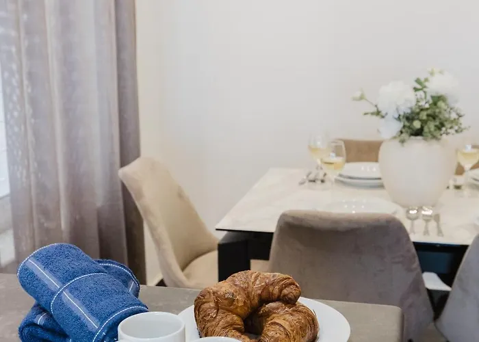 Clover Leaf B 05 By Homely Malta! St. Paul's Bay